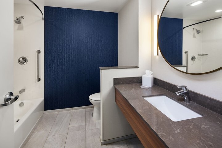 Fairfield Inn & Suites by Marriott Alexandria