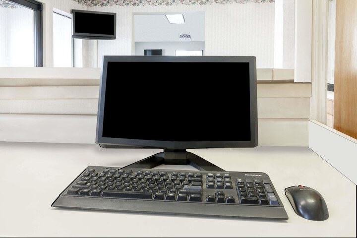 Business Center 23 of 23