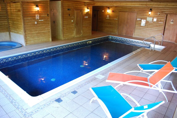 Pool 15 of 69