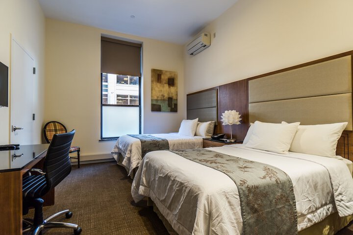Room 21 of 40