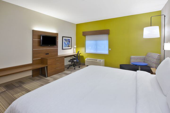Room 45 of 80