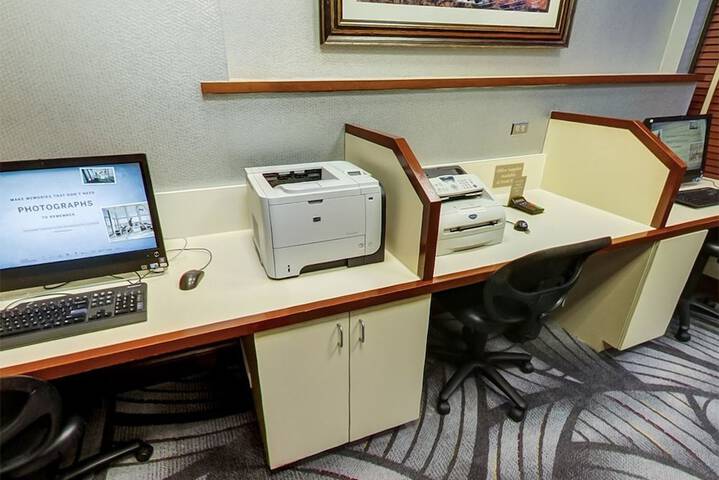 Business Center 53 of 54