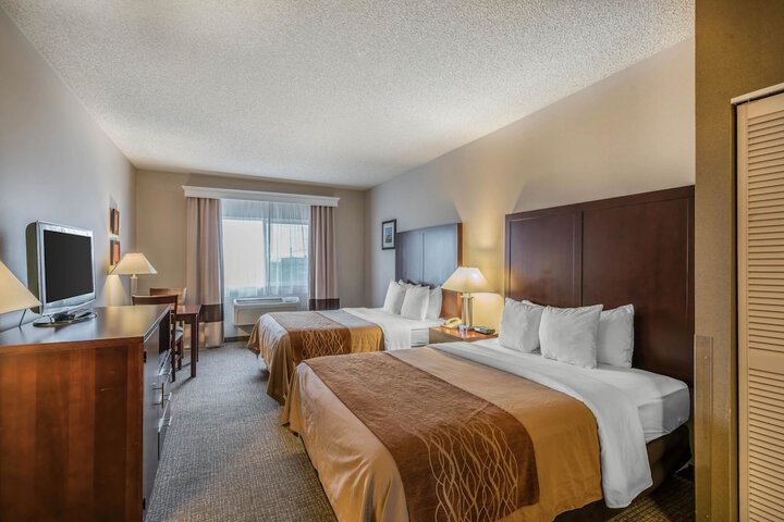 Room 10 of 36