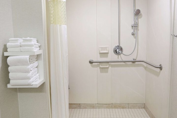 Hampton Inn & Suites Chincoteague Waterfront