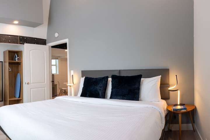 Room 21 of 85