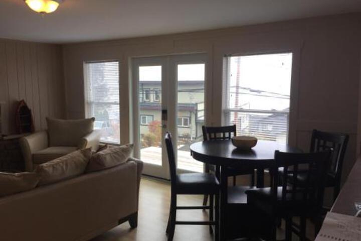 Cowichan Bay Cottage