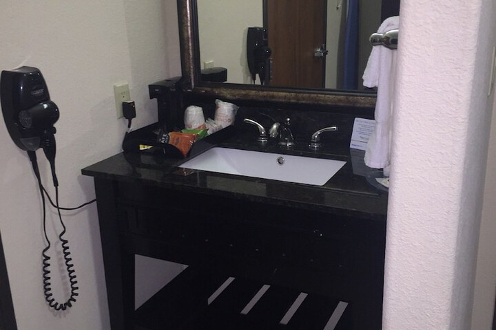 Comfort Inn & Suites Alvarado