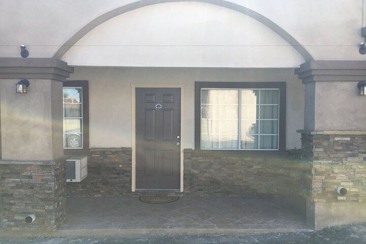 Hotel 5 of 21