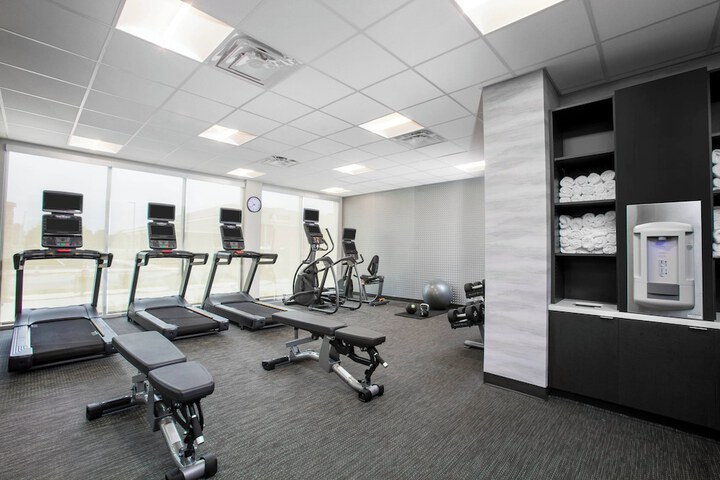 Fairfield Inn & Suites by Marriott Lebanon near Expo Center