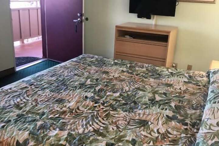 Room 15 of 21