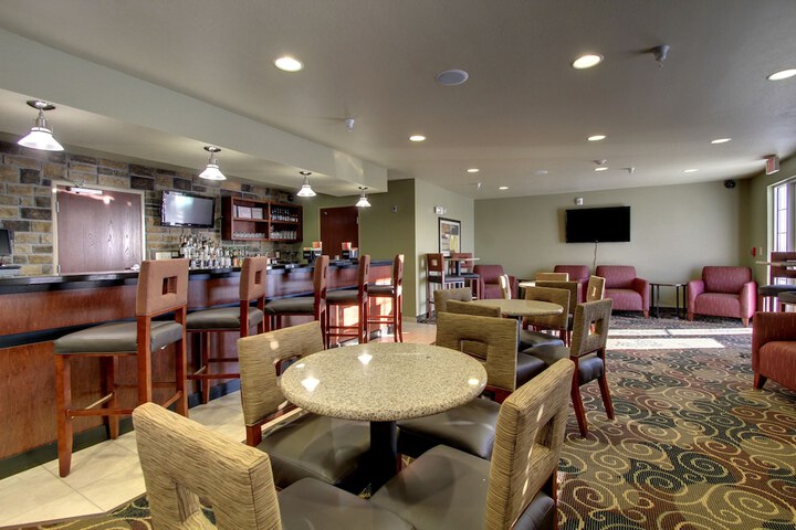 Lounge 39 of 47