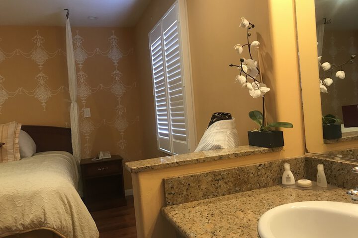 Room 71 of 91