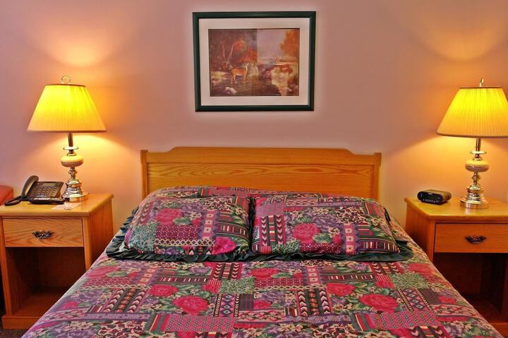 Room 11 of 30