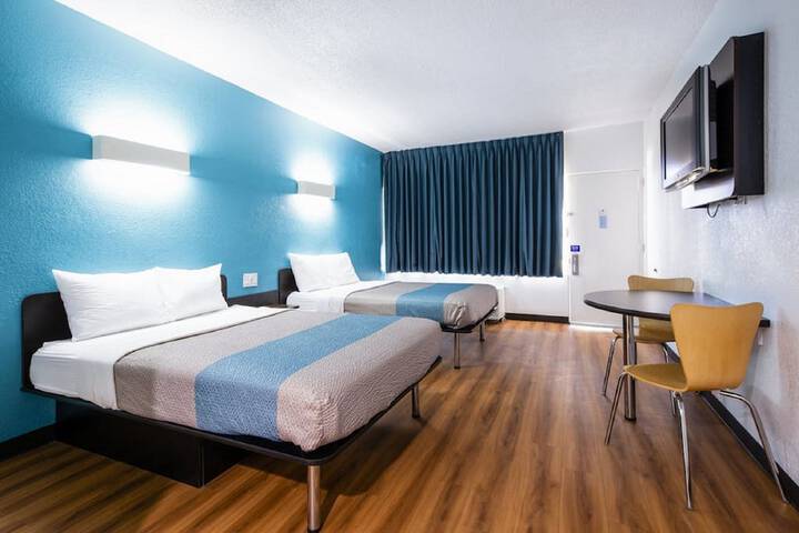 Room 15 of 39
