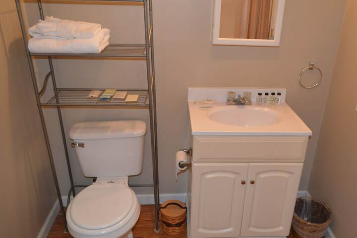 Room 21 of 21