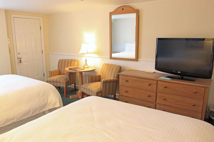 Room 70 of 142