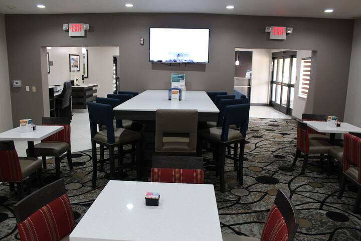 Comfort Suites Lewisville - Dallas