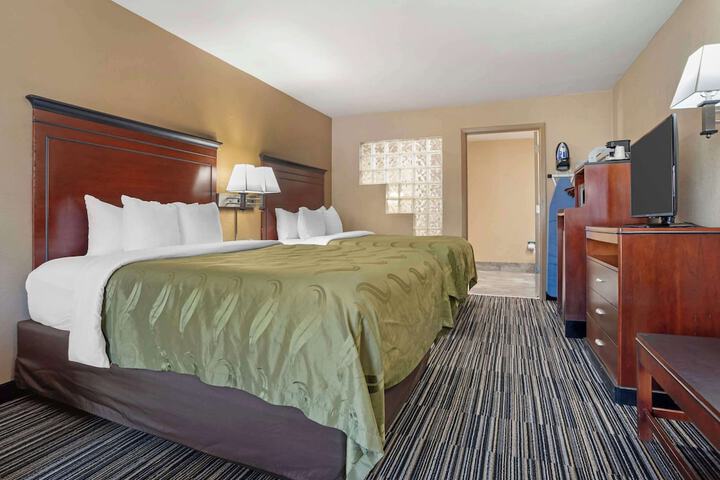 Quality Inn Brookhaven