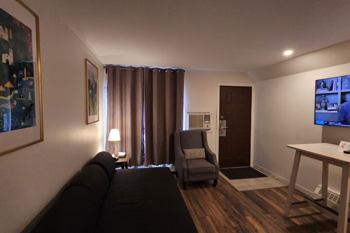 Room 39 of 174