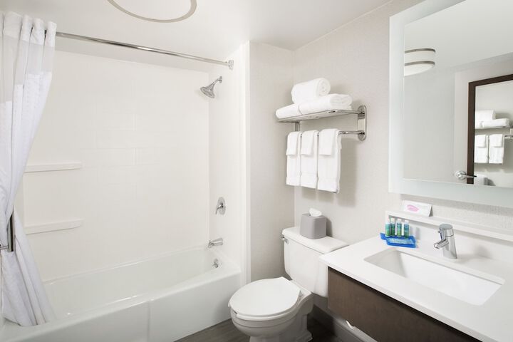Holiday Inn Express Andover North-Lawrence by IHG