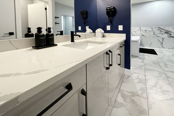 BayVue Hotel Resort and Suites