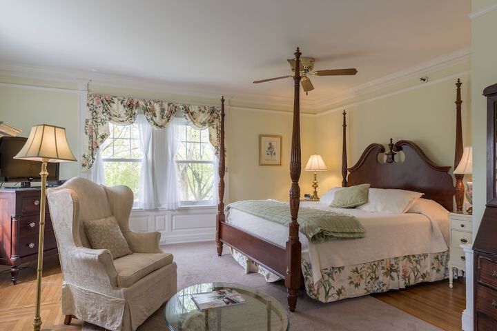 Room 218 of 239