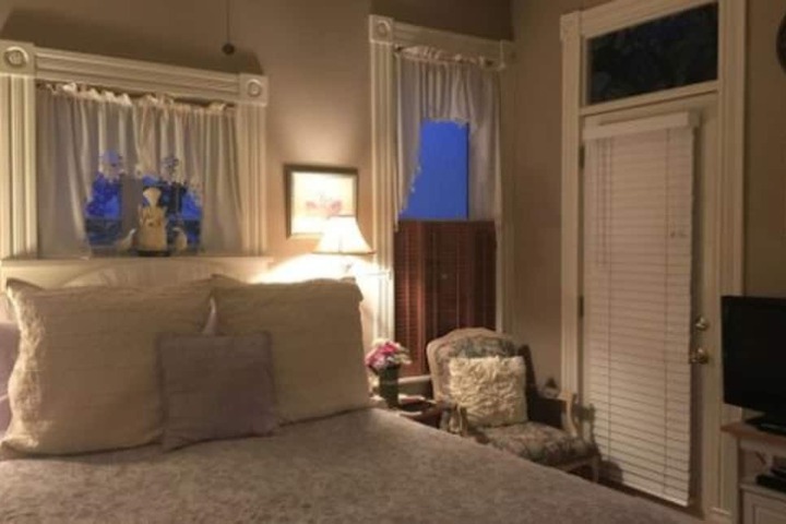 Room 30 of 52