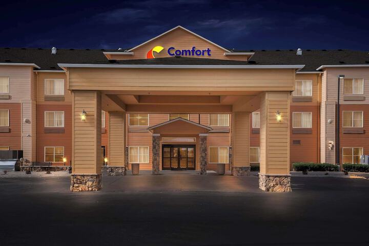 Hotel 6 of 49