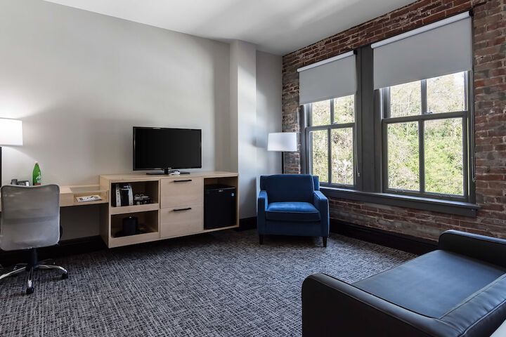 Room 26 of 68