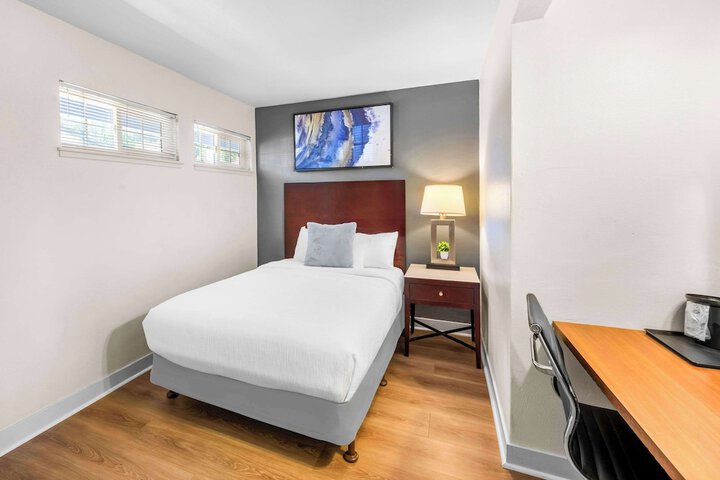 Room 41 of 51