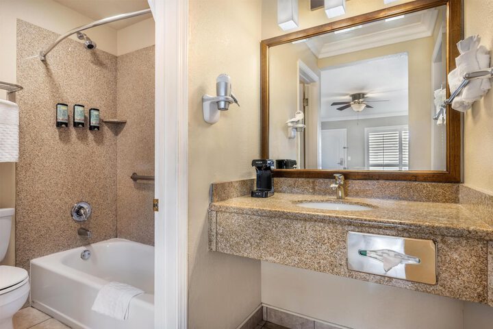 Best Western Tradewinds