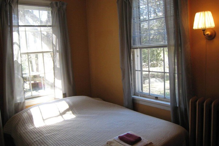 Higganum House B & B