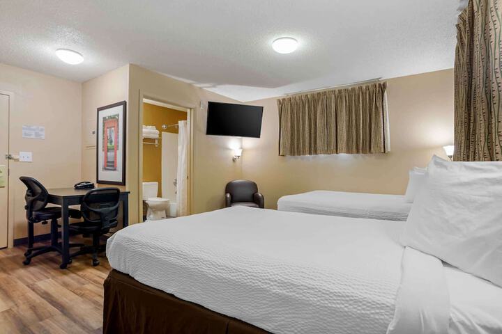 Room 16 of 26