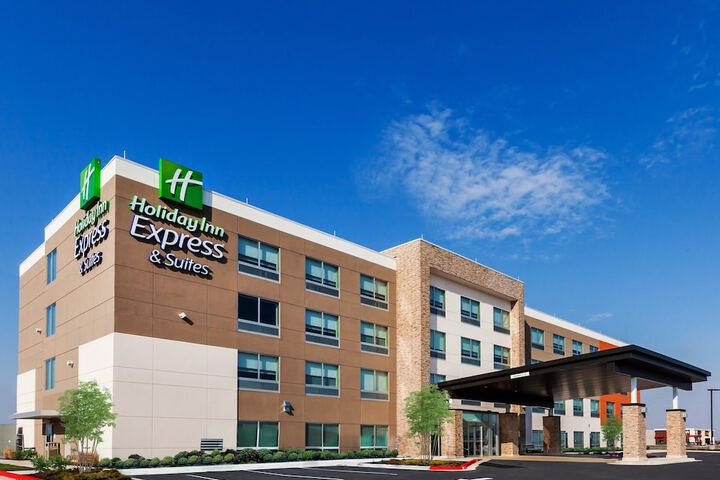 Hotel 2 of 34