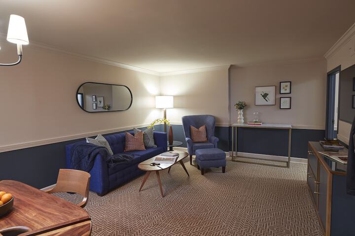 The Oliver Hotel