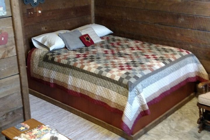 Room 35 of 65
