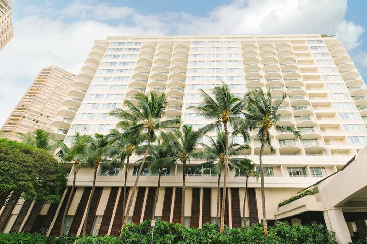 Hotel 3 of 99