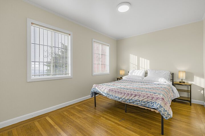 3 BD 2 Bath House Walkable To Bart, Free Parking, Views