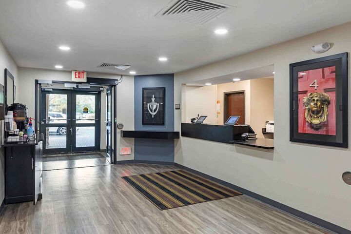 Extended Stay America Select Suites - Milwaukee - Waukesha