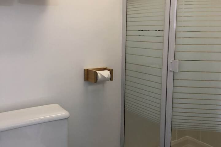 Room 32 of 72