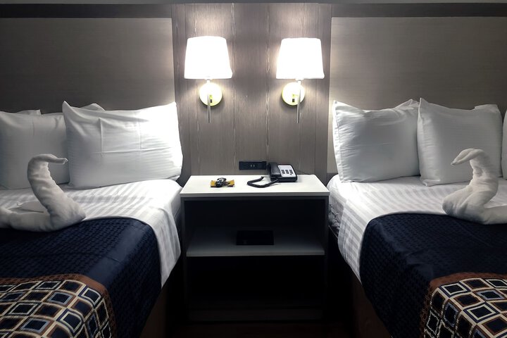 Room 17 of 31