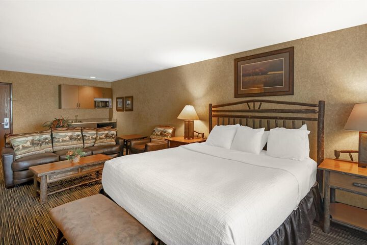Best Western Plus Kelly Inn & Suites