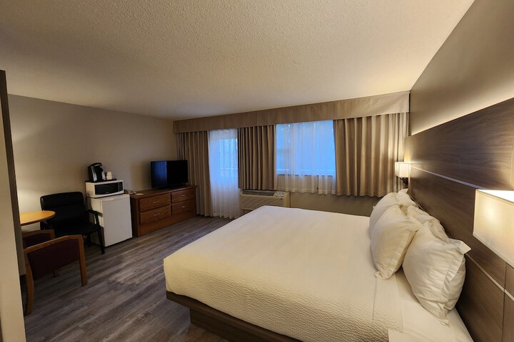Days Inn & Conference Centre by Wyndham Penticton