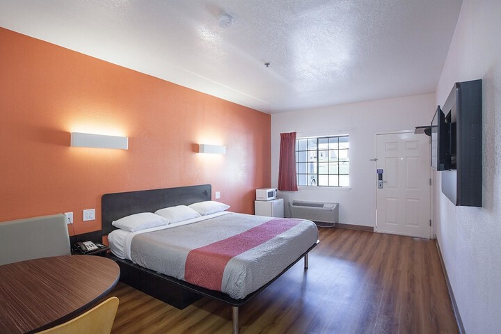 Motel 6 Bedford TX - Fort Worth