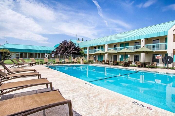 Pool 6 of 50