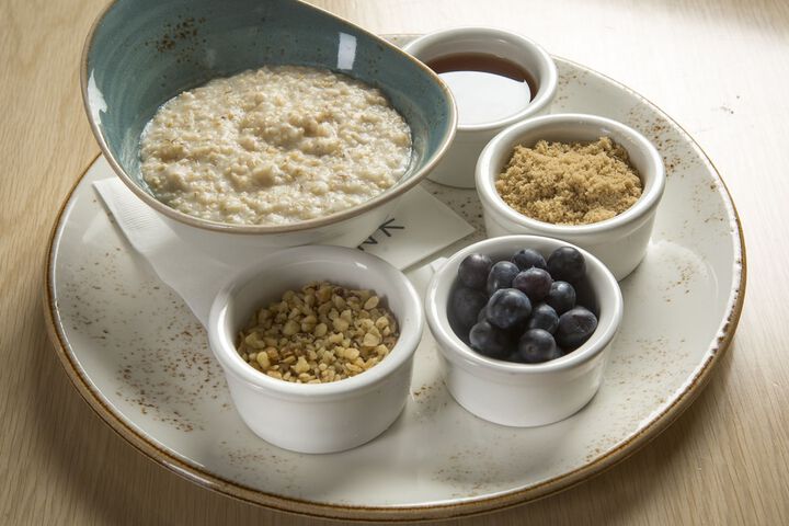 Breakfast/Coffee Service 119 of 195