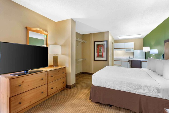 Room 31 of 34