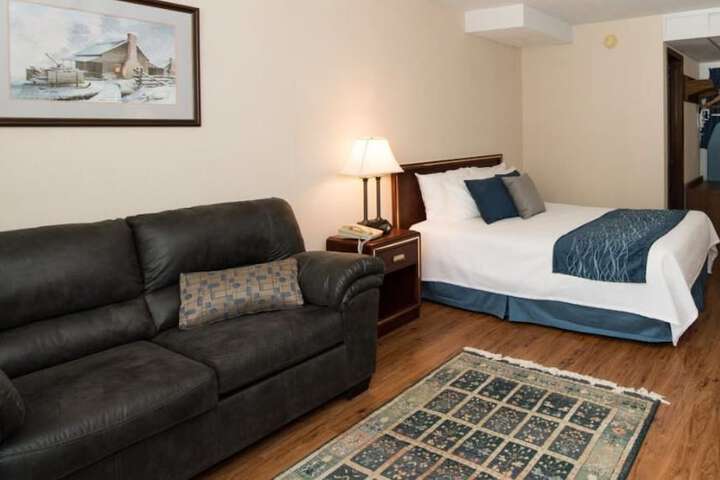Highland Manor Inn
