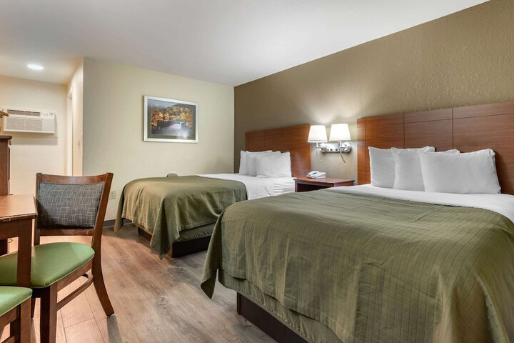 Room 16 of 27