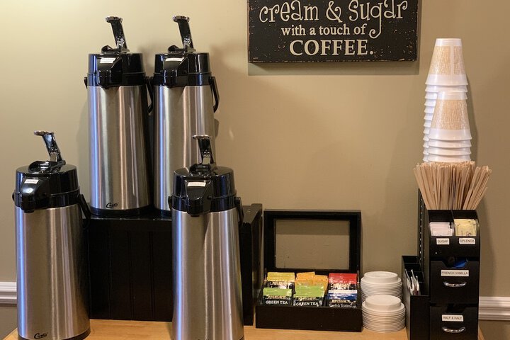 Breakfast/Coffee Service 85 of 102